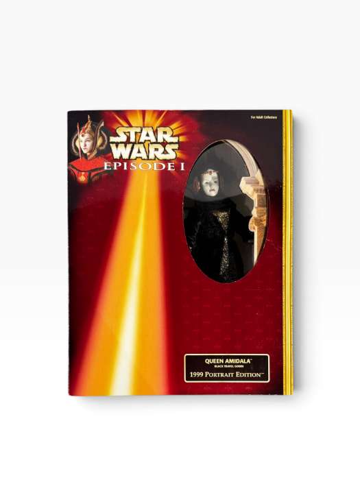 Queen Amidala - Black Travel Gown - 1999 Portrait Edition